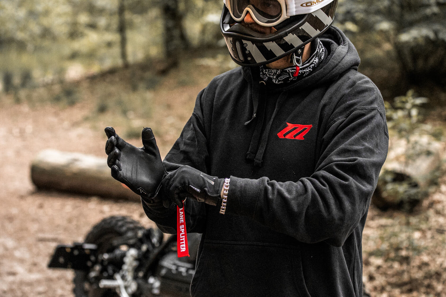 "Rev Up Your Style: The Ultimate Guide to Motorcycle Keychains and Accessories"